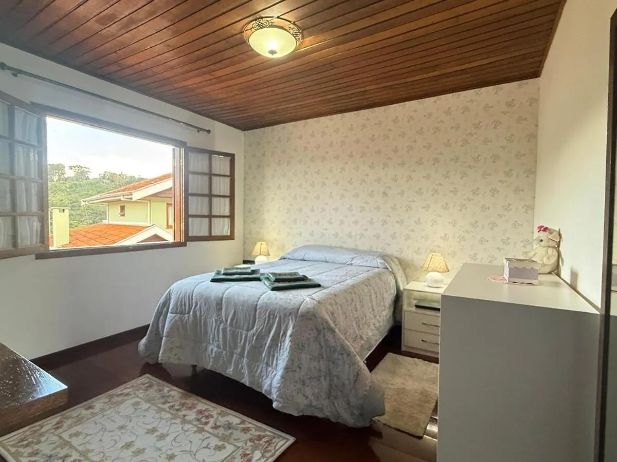 Semesterbostad Casa Com Lareira E Churrasqueira 15 Min Do Centrinho Campos do Jordão