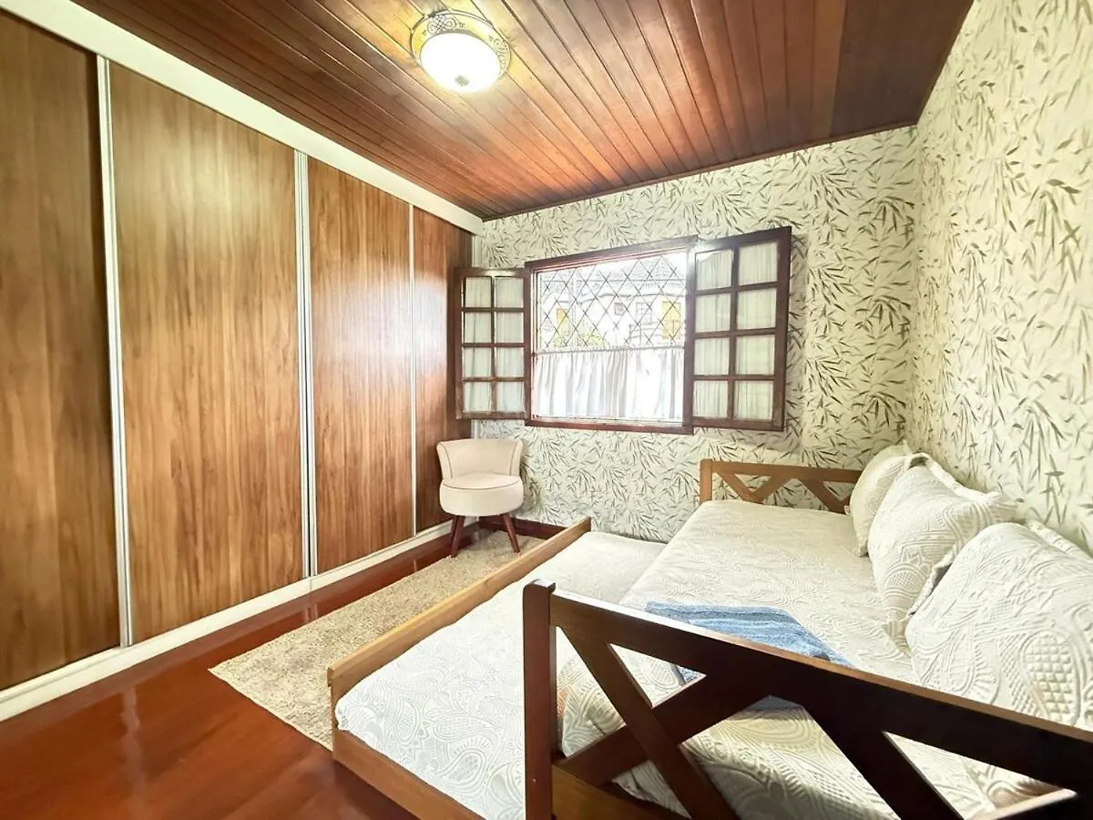 Semesterbostad Casa Com Lareira E Churrasqueira 15 Min Do Centrinho Campos do Jordão