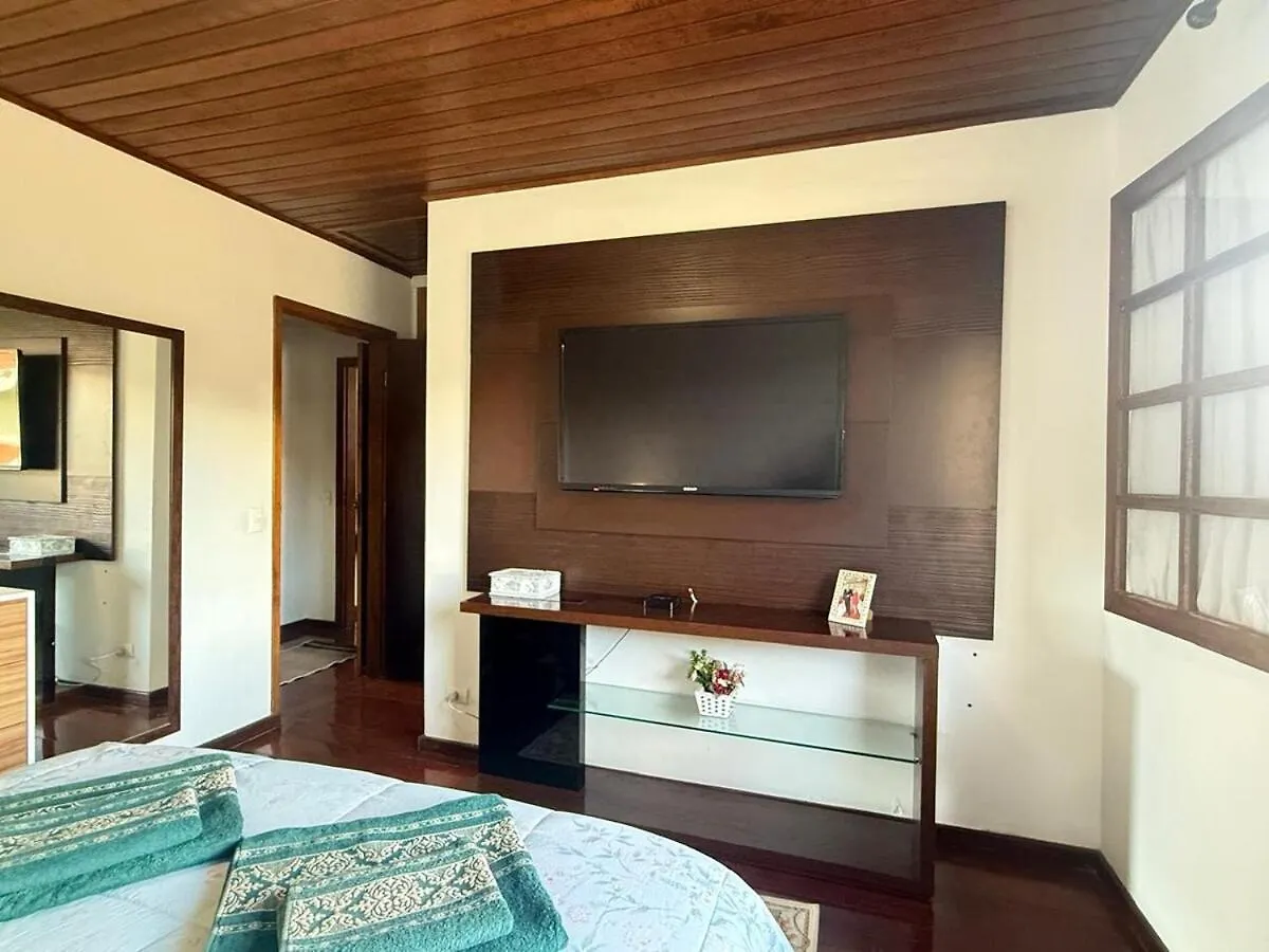 Casa Com Lareira E Churrasqueira 15 Min Do Centrinho Campos do Jordão Brasilien