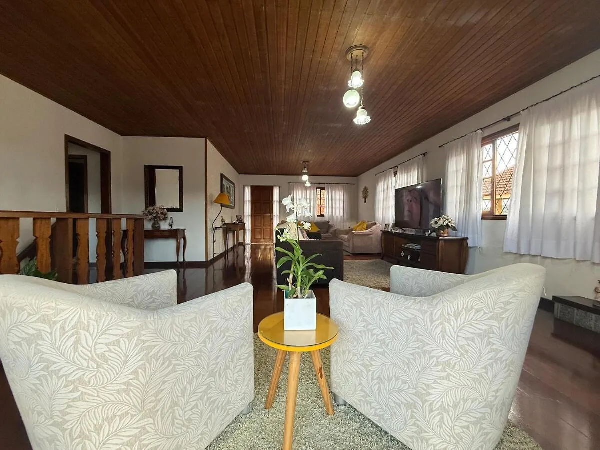 Casa Com Lareira E Churrasqueira 15 Min Do Centrinho Campos do Jordão 0*,  Brasilien