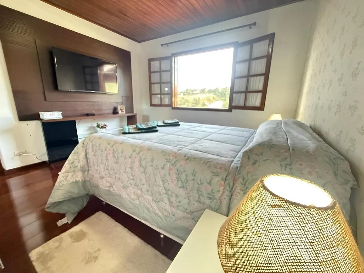 Holiday home Casa Com Lareira E Churrasqueira 15 Min Do Centrinho Campos do Jordao