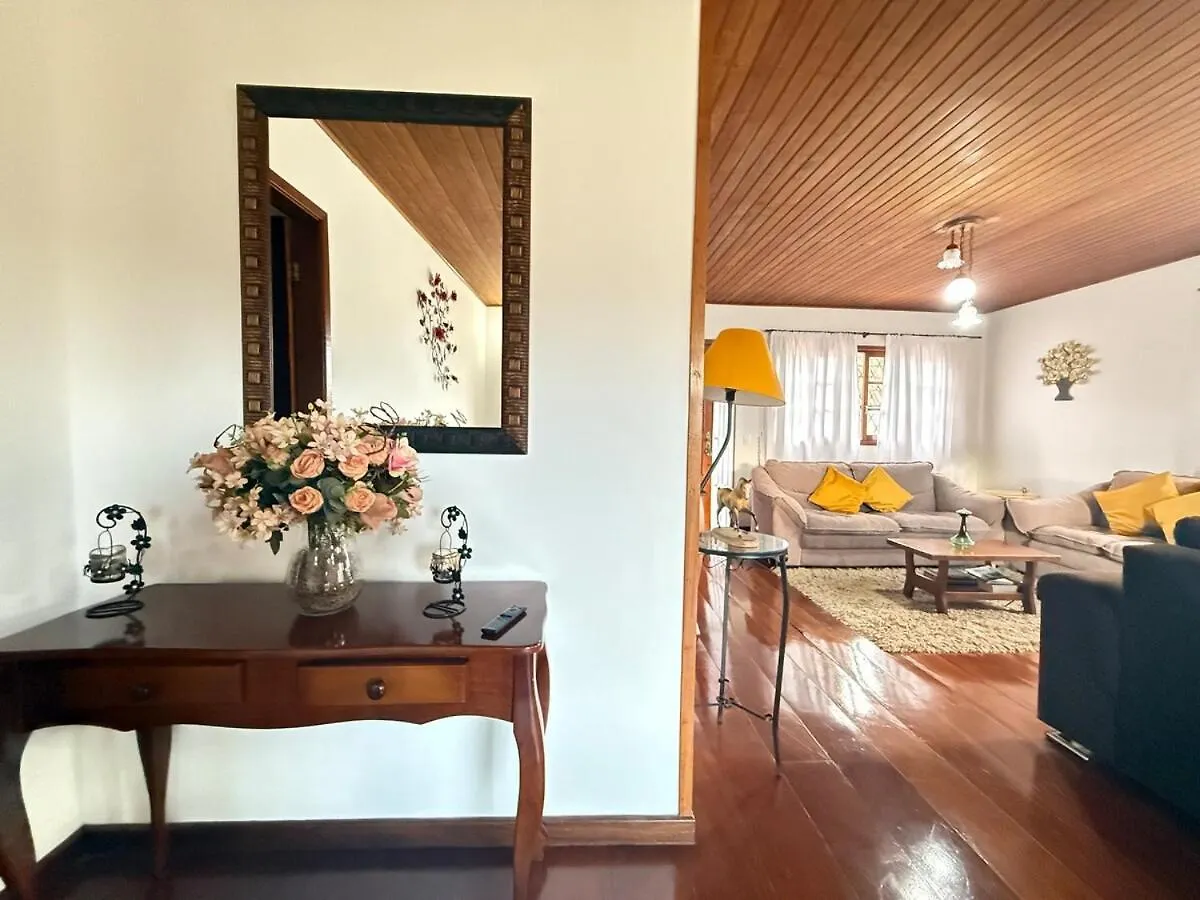 Holiday home Casa Com Lareira E Churrasqueira 15 Min Do Centrinho Campos do Jordao