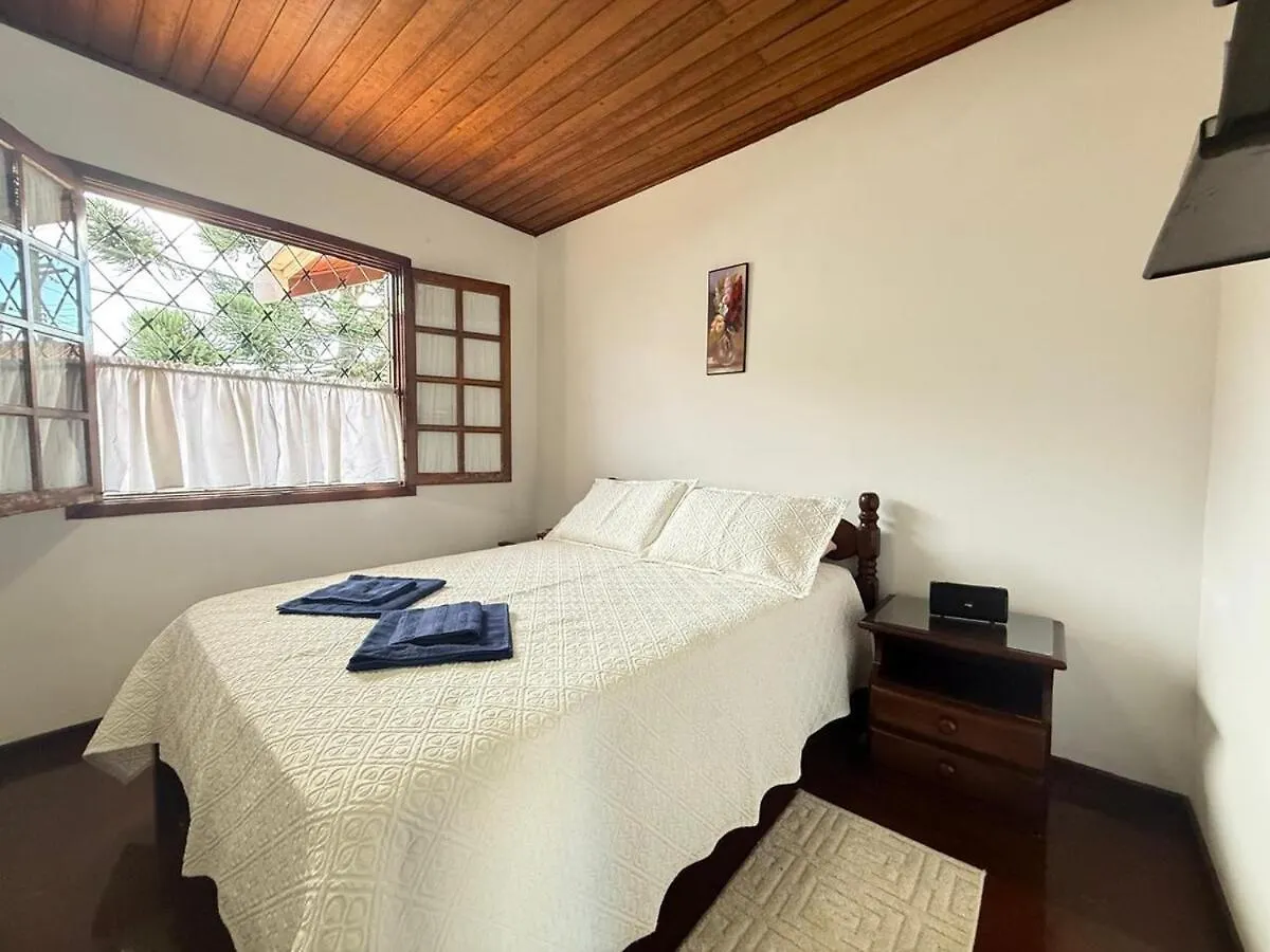 Holiday home Casa Com Lareira E Churrasqueira 15 Min Do Centrinho Campos do Jordao